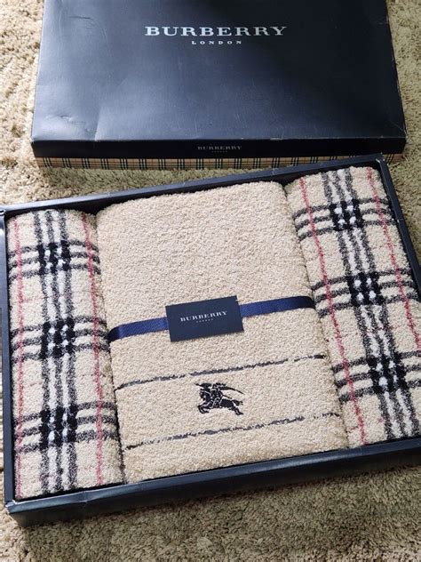 burberry luxury towels|burberry towel set.